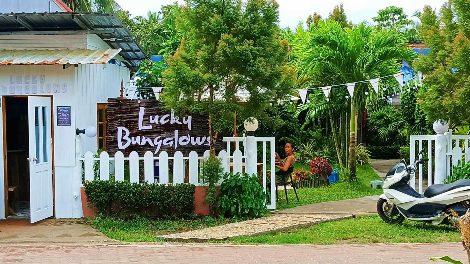 Lucky Bungalows Ko Mook Exterior foto